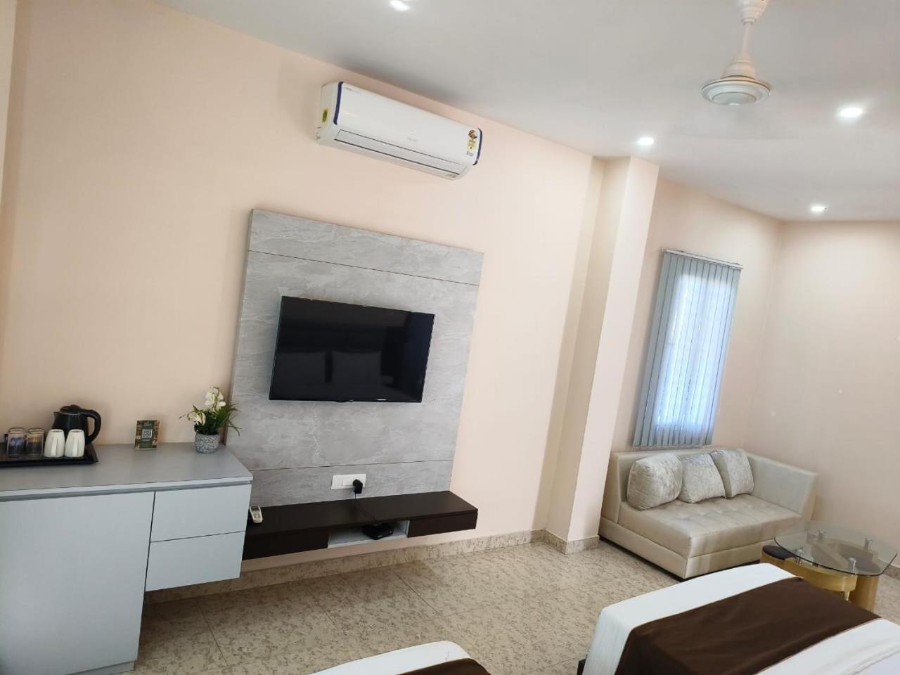 Jaanki Farms & Resorts Джорхат Экстерьер фото