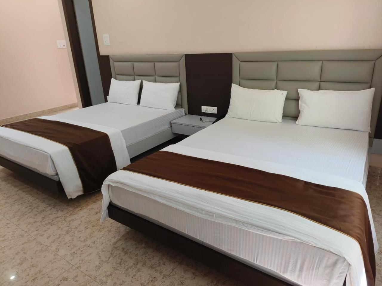 Jaanki Farms & Resorts Джорхат Экстерьер фото