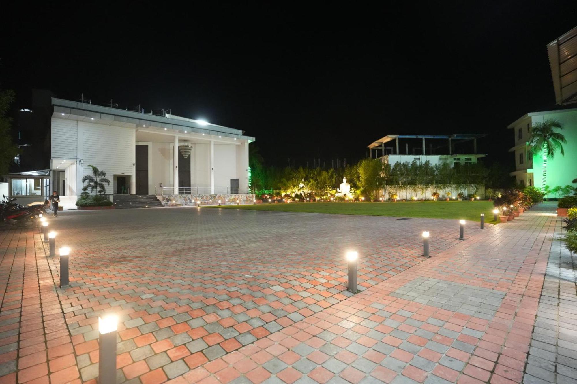 Jaanki Farms & Resorts Джорхат Экстерьер фото